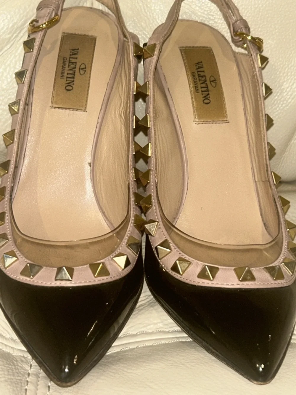 Valentino Black and Blush Rockstud Pointed Toe Stiletto Pumps Size 37 US 7